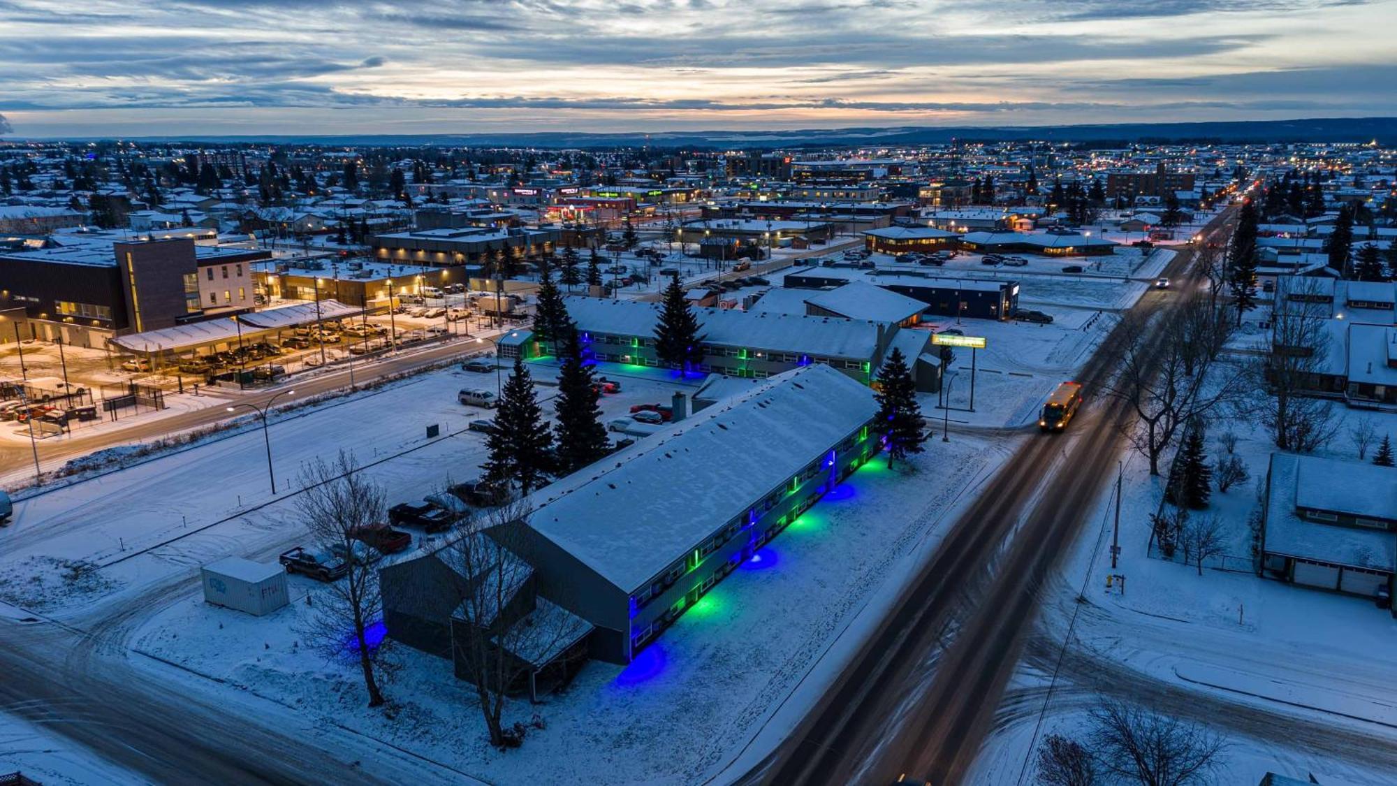 Northern Lights Inn Fort St. John Exterior foto