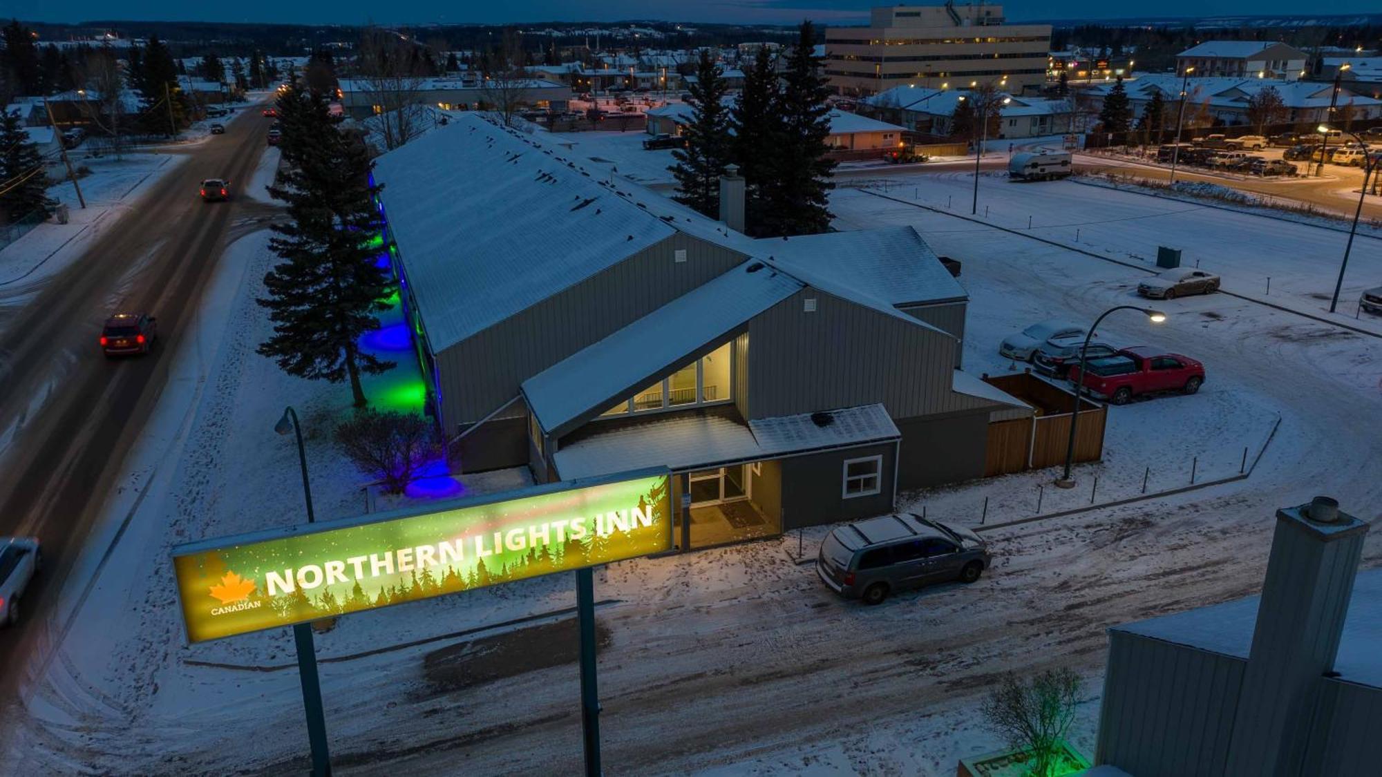 Northern Lights Inn Fort St. John Exterior foto